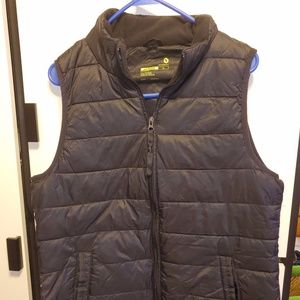 Xersion Packable Black Vest